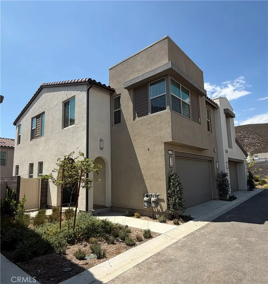 Fontana, CA 92336