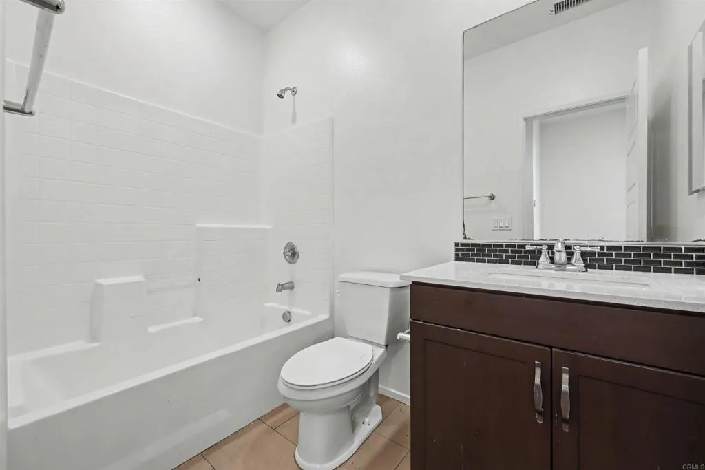 Photo #18: PTP2606180 Listing: Photo #18
