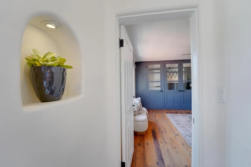 https://cdn.realtyfeed.com/cdn/127/306791876/34a40c9e397f6eea454a79a5f918e043.webp