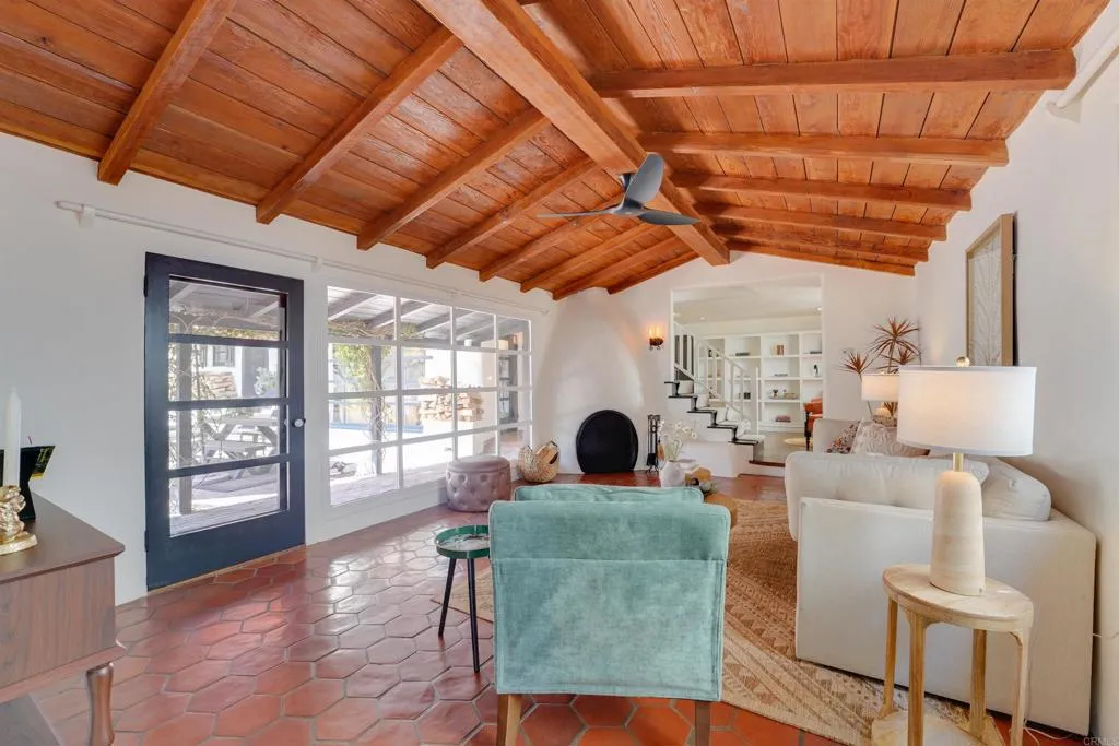 https://cdn.realtyfeed.com/cdn/127/306791876/c4eebec997005fa84074a9bfa3199a6c.webp