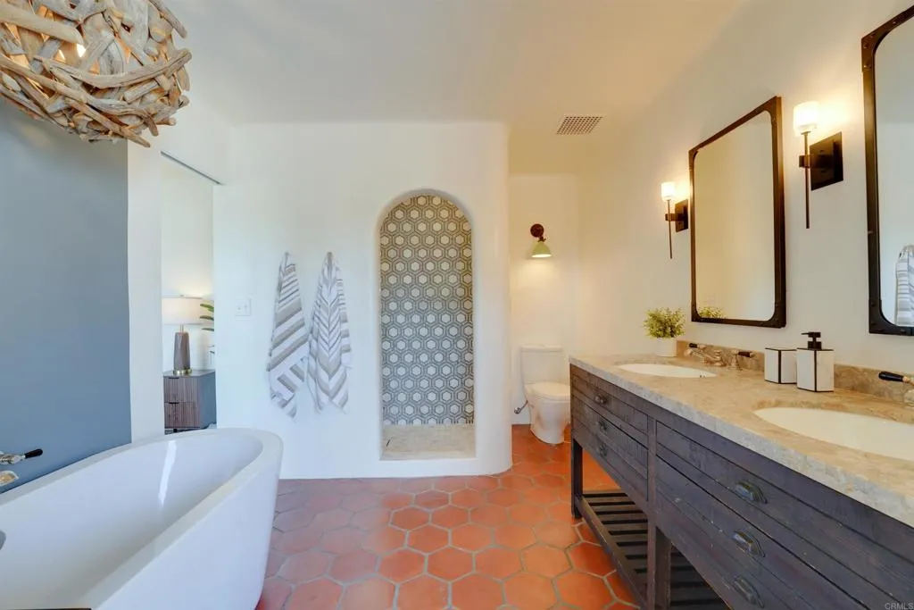 https://cdn.realtyfeed.com/cdn/127/306791876/eada6415a989f07562258515fb5228f0.webp