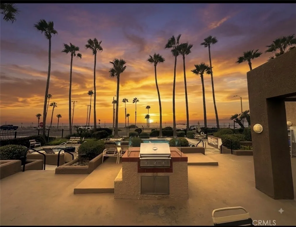 Huntington Beach, CA 92648