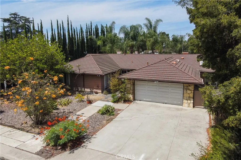 Fullerton, CA 92835