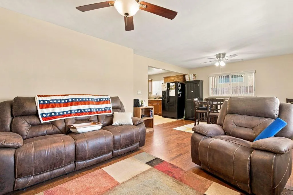 https://cdn.realtyfeed.com/cdn/127/306792022/f15dc082474cf60bcd100f1774f77bc8.webp