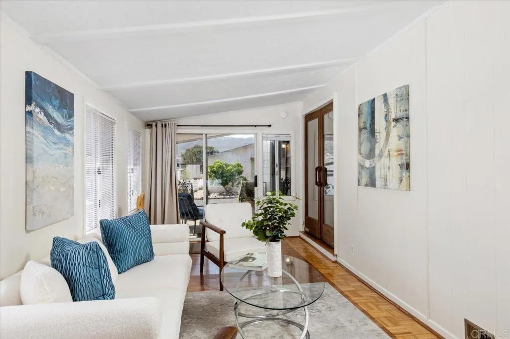 https://cdn.realtyfeed.com/cdn/127/306792024/80db9dda1a365108f338b4fe35f2ae48.webp