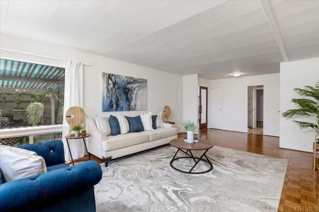 https://cdn.realtyfeed.com/cdn/127/306792024/82f6bf7fa94ebb92f2fa85f145fed777.webp