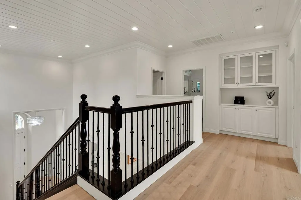 https://cdn.realtyfeed.com/cdn/127/306792026/35fd42d23c629589e818e16614d059ed.webp
