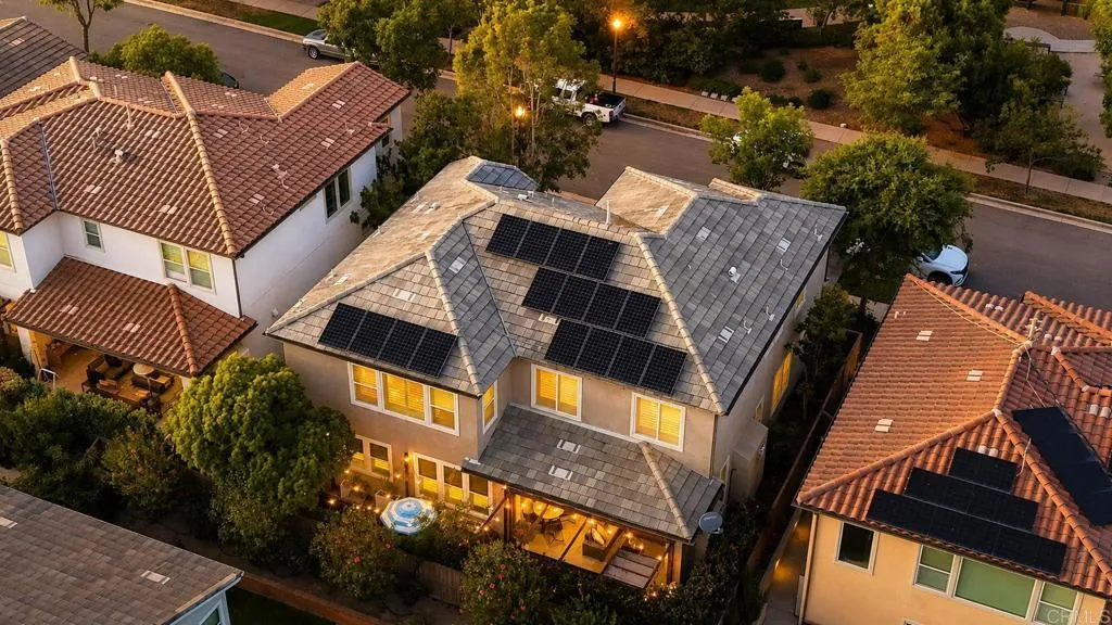 https://cdn.realtyfeed.com/cdn/127/306792026/c7d714b2a41900d185863601888db5e7.webp