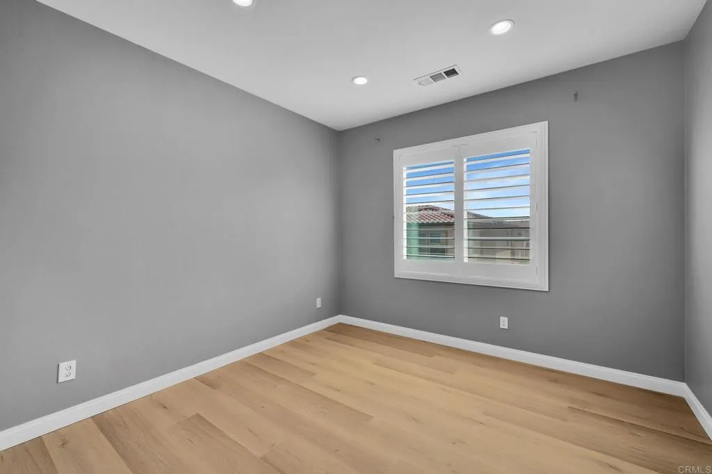 https://cdn.realtyfeed.com/cdn/127/306792026/ffcd49e9922a027fe8947de98f622767.webp