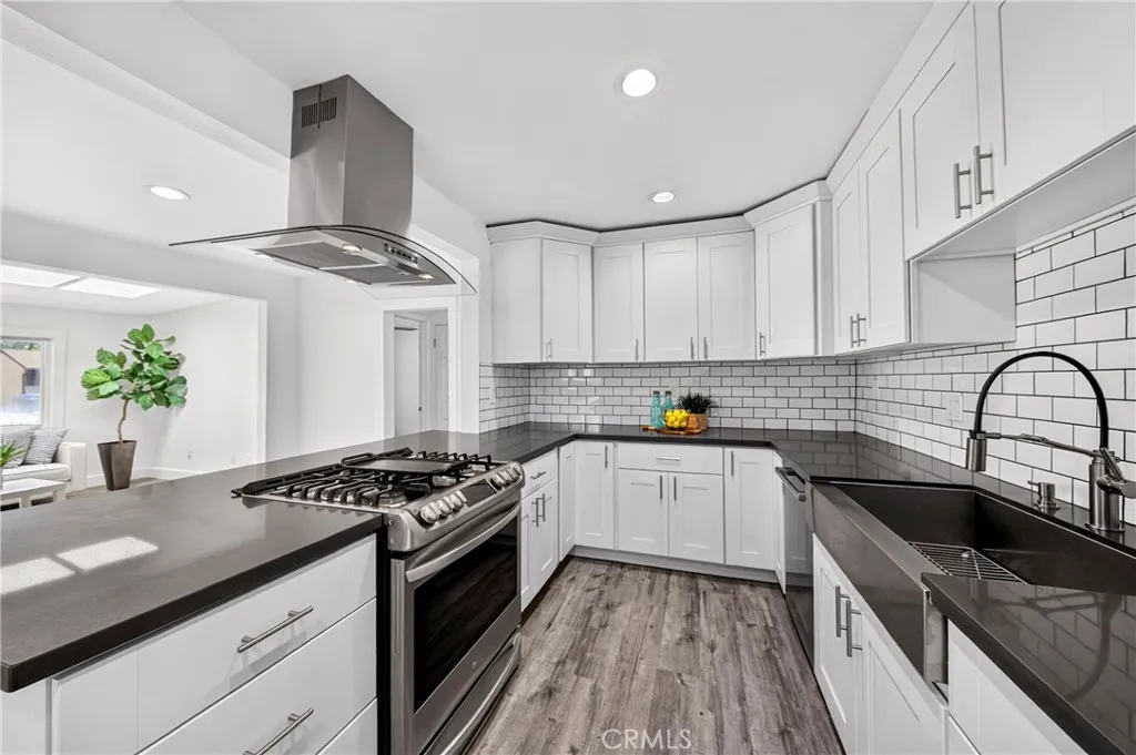 Lomita, CA 90717