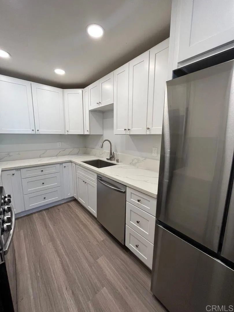 Escondido, CA 92025