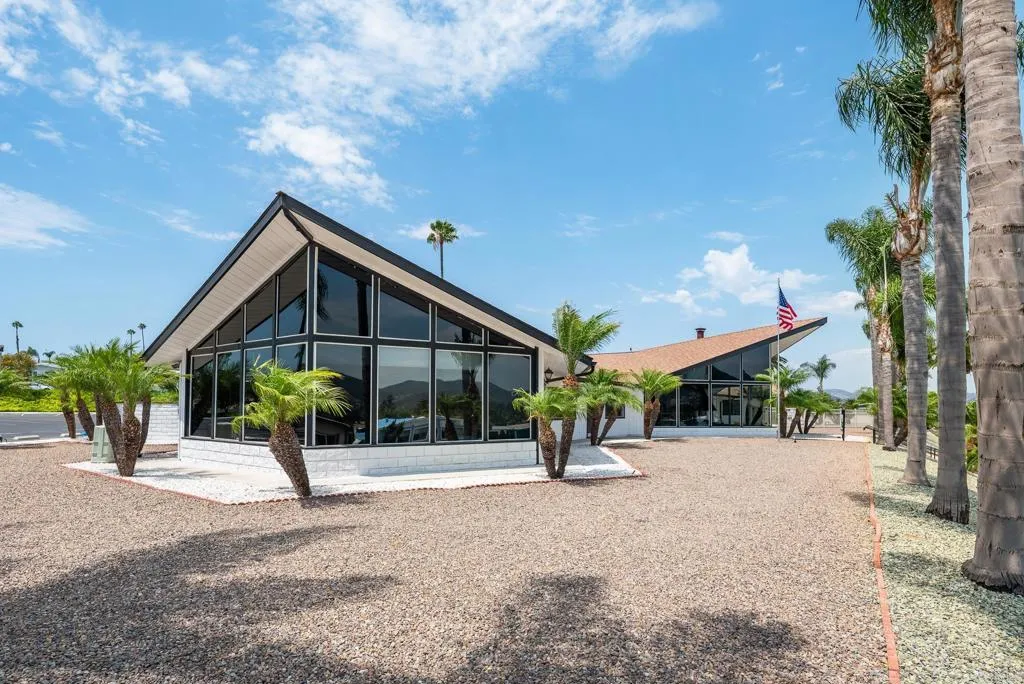 https://cdn.realtyfeed.com/cdn/127/306792052/1975e27109300ba30e5dac13578d7933.webp