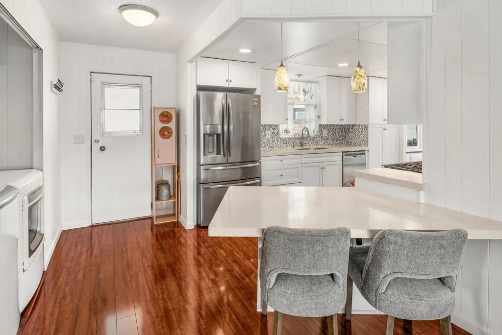 https://cdn.realtyfeed.com/cdn/127/306792052/6744fbba6f7d87555512659d7925ede4.webp
