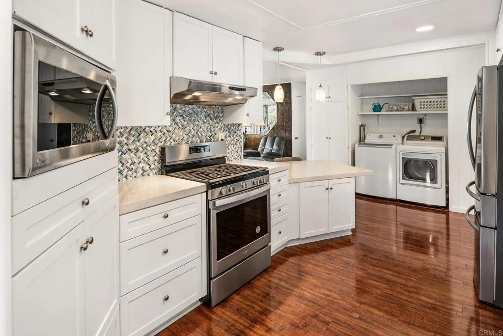 https://cdn.realtyfeed.com/cdn/127/306792052/9284e33577cfdb55b52908e024573cbf.webp