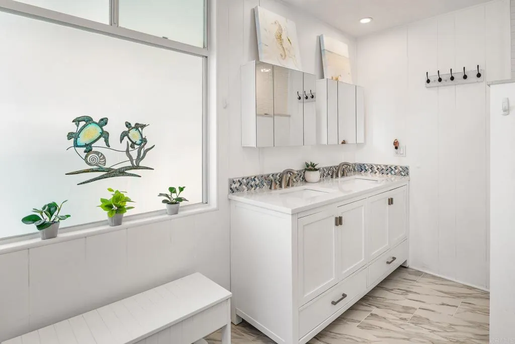 https://cdn.realtyfeed.com/cdn/127/306792052/eefb9c76ed479a61246590b9bc32bcf7.webp