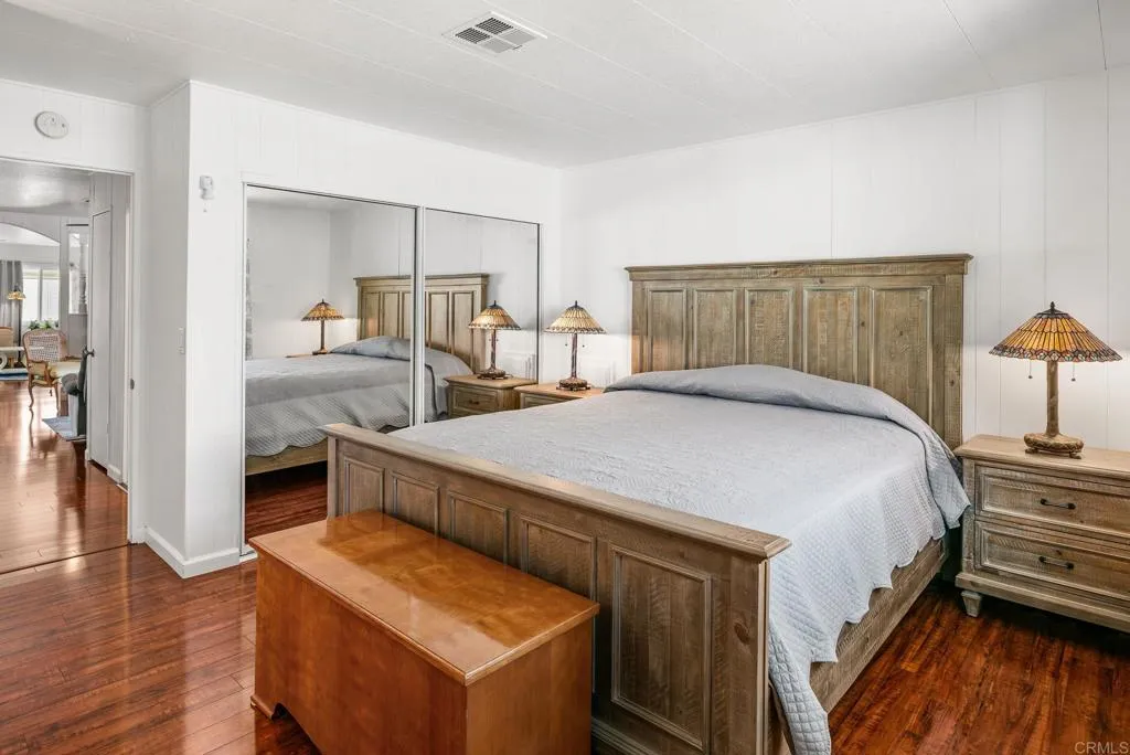 https://cdn.realtyfeed.com/cdn/127/306792052/fdbdb96c4941431c2a44aa9924ab2ff9.webp