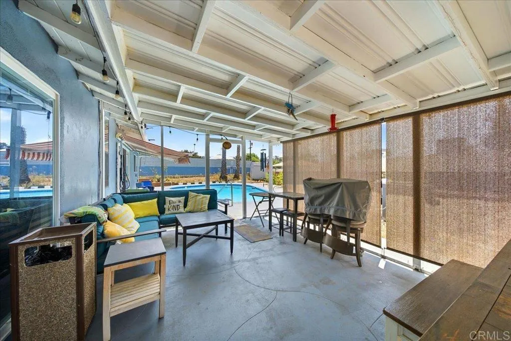 https://cdn.realtyfeed.com/cdn/127/306792059/1f743eecb1250b16506156c0146ffaaa.webp