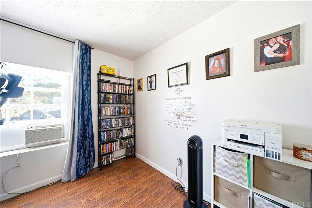https://cdn.realtyfeed.com/cdn/127/306792059/4e13e543cdf85d0f11026851efcc8b33.webp