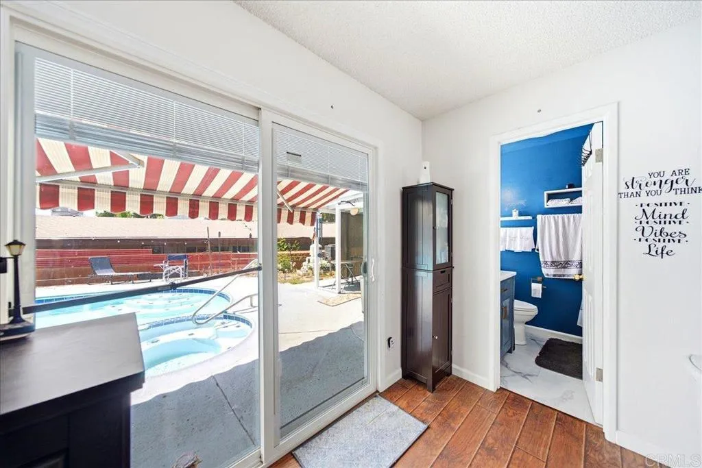 https://cdn.realtyfeed.com/cdn/127/306792059/668892e9fa5d8f180239300e919bc17b.webp