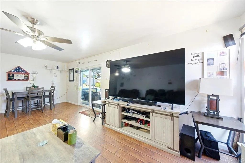 https://cdn.realtyfeed.com/cdn/127/306792059/7261f355a27e91d14cd75cbadd4f32e3.webp