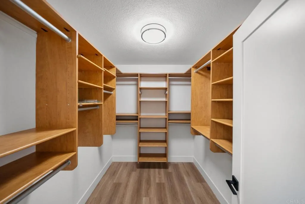 https://cdn.realtyfeed.com/cdn/127/306792070/7b52e0aebd38ac9b4e3cd3f502927b21.webp