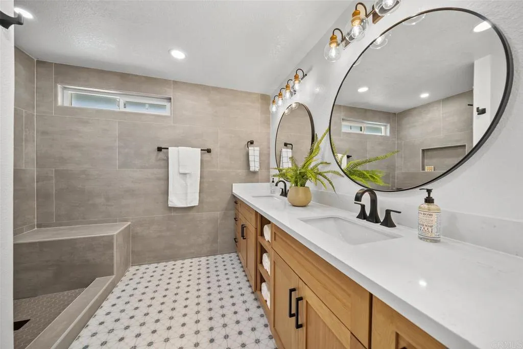 https://cdn.realtyfeed.com/cdn/127/306792070/d6b4eb38a7b95722af40fd4d339db000.webp