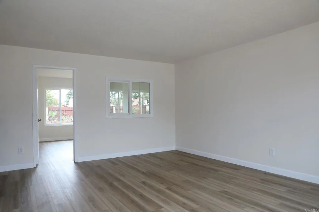https://cdn.realtyfeed.com/cdn/127/306792071/40368d720e1d420a926776351c9474a4.webp