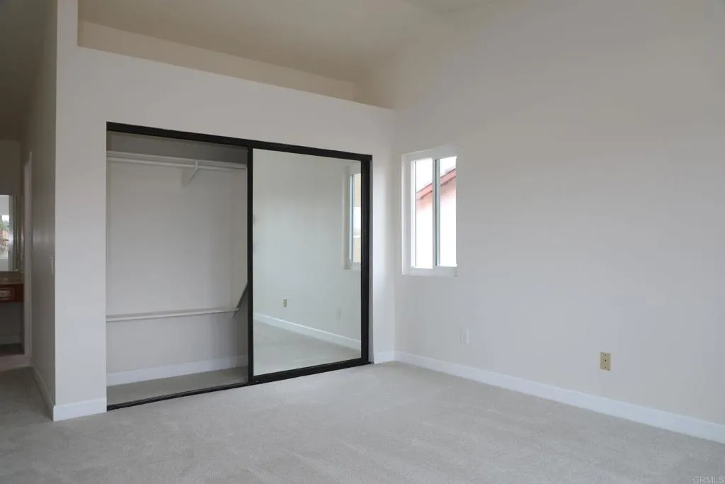 https://cdn.realtyfeed.com/cdn/127/306792071/7aa033cdf1ed62a55290fa5fd78629b7.webp