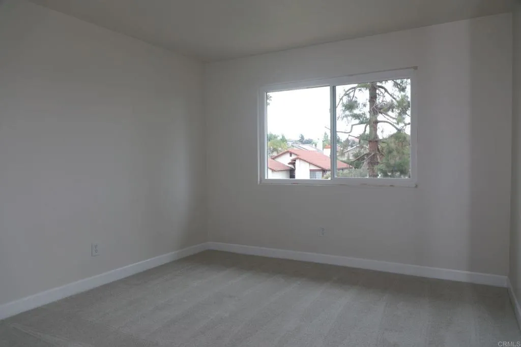 https://cdn.realtyfeed.com/cdn/127/306792071/8bda6d1e56a3e9db77c133e377f4e4f8.webp
