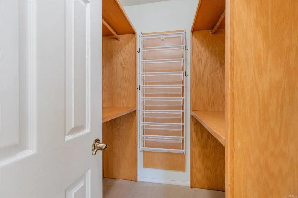 https://cdn.realtyfeed.com/cdn/127/306792074/7dee23da67c81fb3dd382f3ca6bbb66d.webp