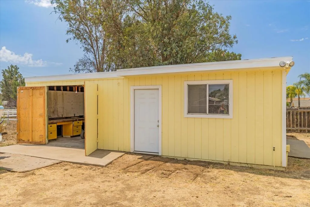 https://cdn.realtyfeed.com/cdn/127/306792074/8d9a1346e1d9e6f87b07c885f7994b56.webp