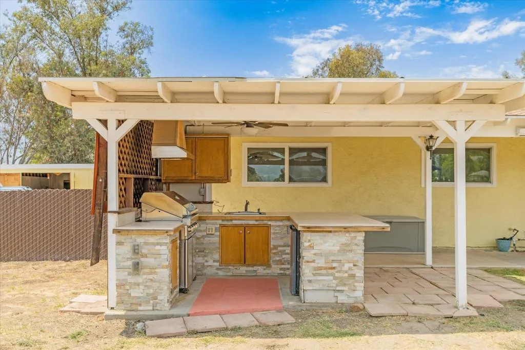 https://cdn.realtyfeed.com/cdn/127/306792074/a735ba6a667a96919a03f252336d4ac9.webp