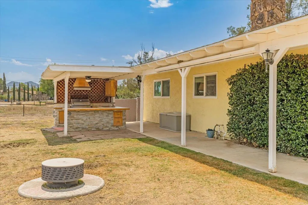 https://cdn.realtyfeed.com/cdn/127/306792074/abe254d5a0a07bddb25c5fe50704098d.webp