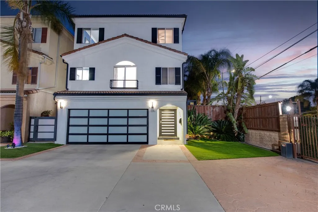 Canoga Park, CA 91303