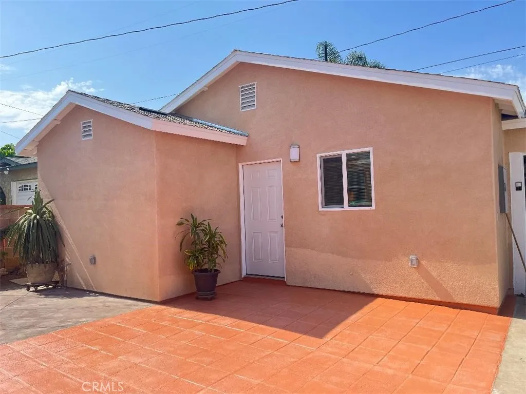 Santa Fe Springs, CA 90670