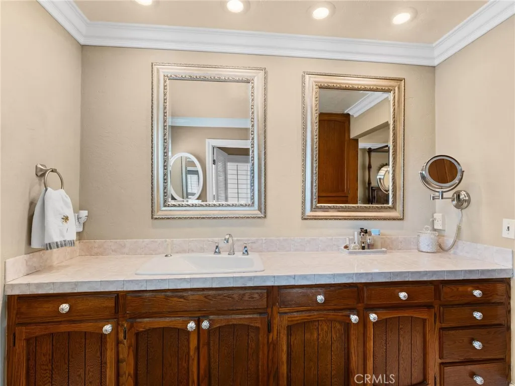 https://cdn.realtyfeed.com/cdn/127/306792148/1af2fe8169e599412866bef2356aa86e.webp