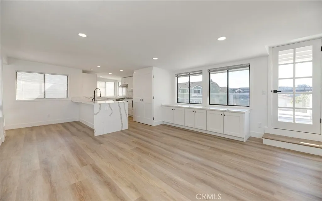Hermosa Beach, CA 90254