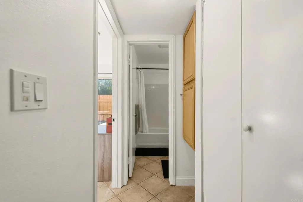https://cdn.realtyfeed.com/cdn/127/306792192/c1e48b7507e8a8a6e8355f8332df7eb9.webp