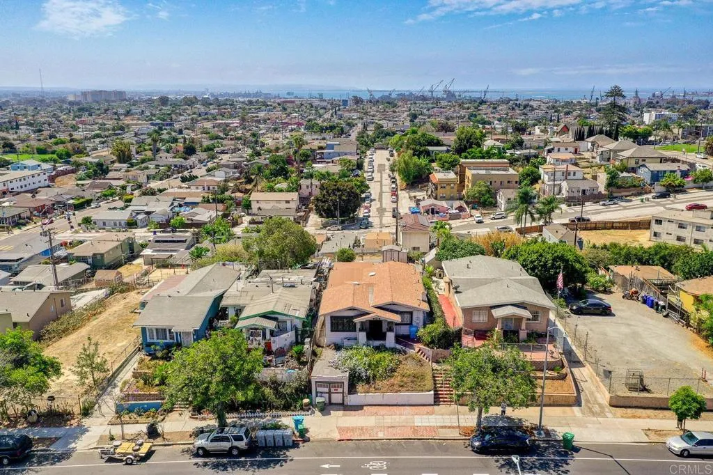 https://cdn.realtyfeed.com/cdn/127/306792198/69ff53913584140436e169a1e67076fd.webp