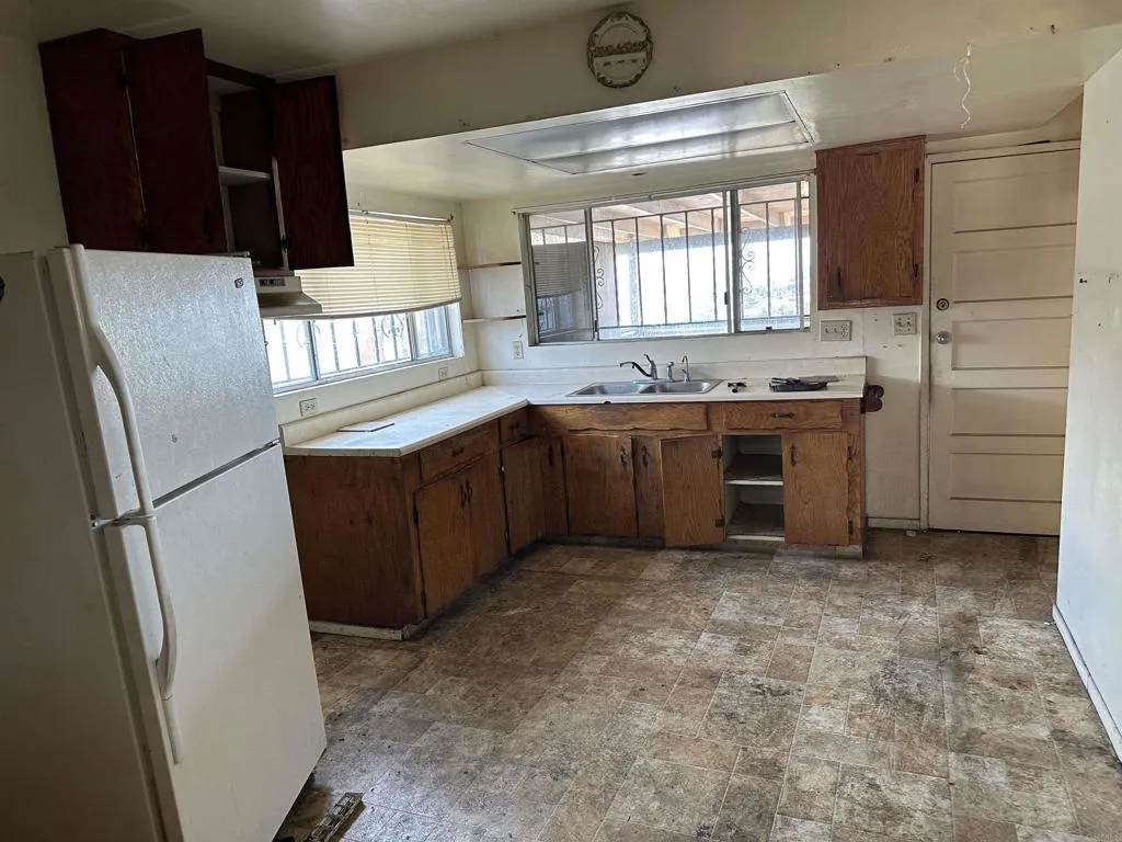 https://cdn.realtyfeed.com/cdn/127/306792198/8b88a4e9d675189dcad3423eff8c5f3f.webp