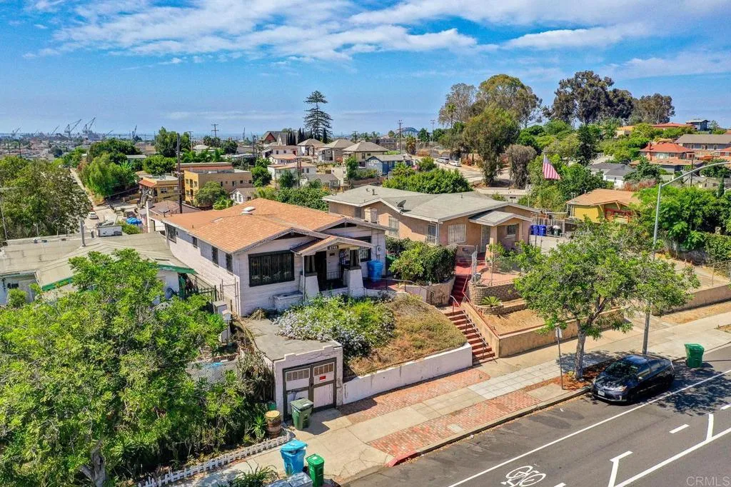 https://cdn.realtyfeed.com/cdn/127/306792198/936352a53aae441db4acc88fecb42e69.webp