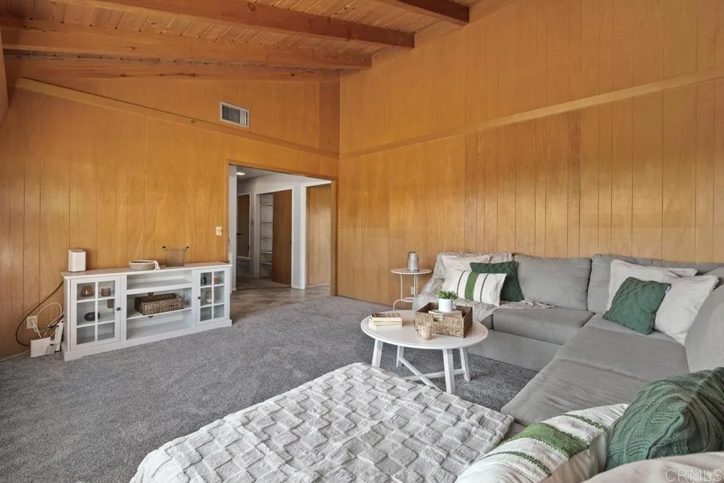 https://cdn.realtyfeed.com/cdn/127/306792207/4ee1ff6b76ab7ead3700f878da181391.webp