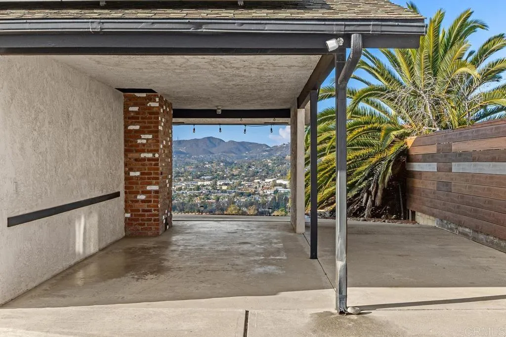 https://cdn.realtyfeed.com/cdn/127/306792207/5eb6d2ff37b4f7392ed73fa494c73387.webp