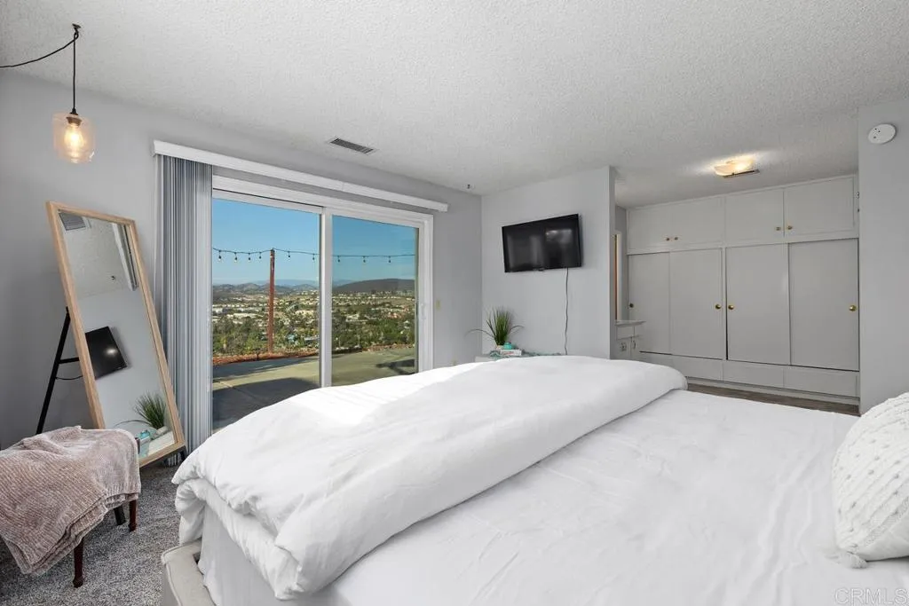 https://cdn.realtyfeed.com/cdn/127/306792207/8a3b5595e7a9100173dae137c86afa67.webp