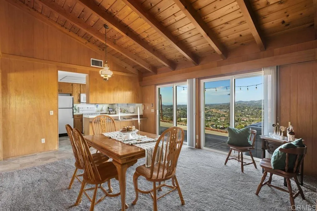 https://cdn.realtyfeed.com/cdn/127/306792207/8b43a8fcca683ef3e9df586dab200e67.webp
