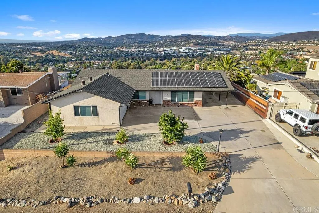 https://cdn.realtyfeed.com/cdn/127/306792207/b6f1ad08b0fbaaa6327a5e6961715732.webp