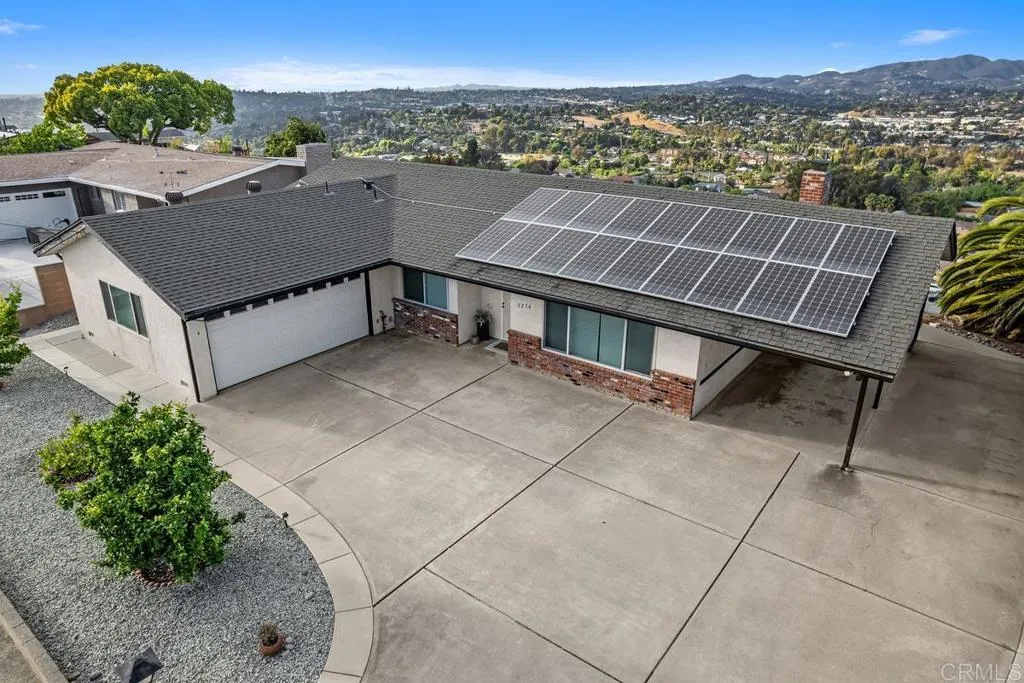 https://cdn.realtyfeed.com/cdn/127/306792207/f866fe7047febca6033bcebfa3e64dc9.webp