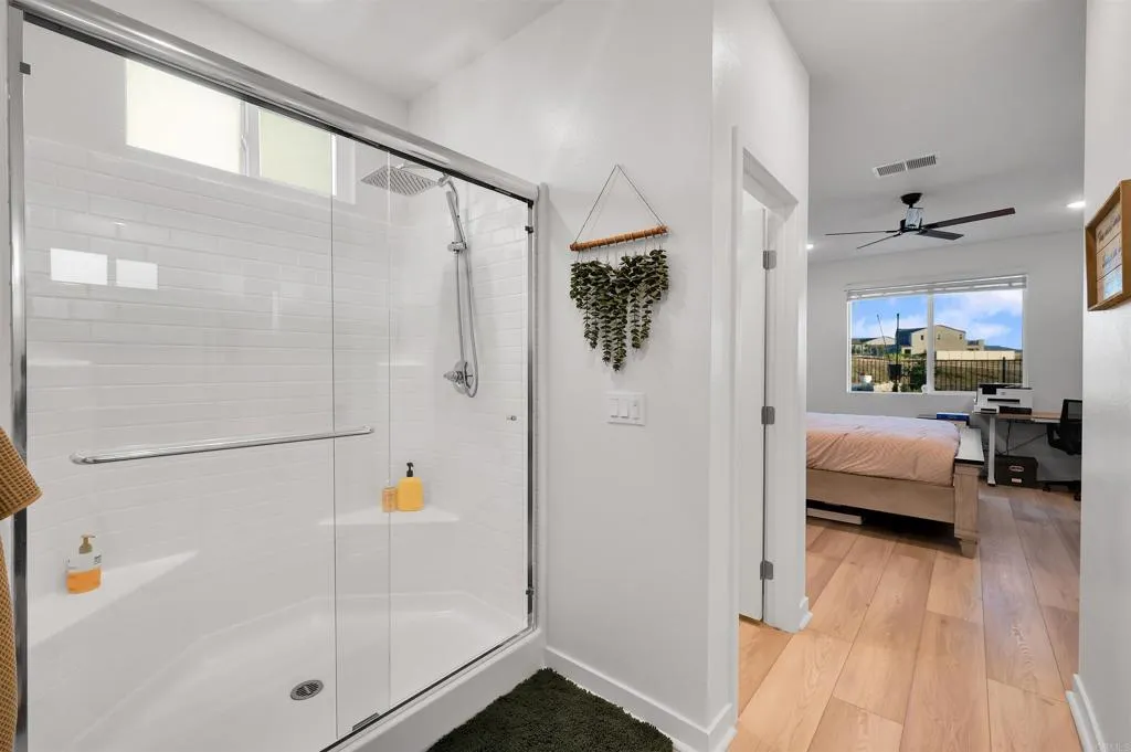 https://cdn.realtyfeed.com/cdn/127/306792210/7796599ac0d53f64c699f696b3a3c17b.webp