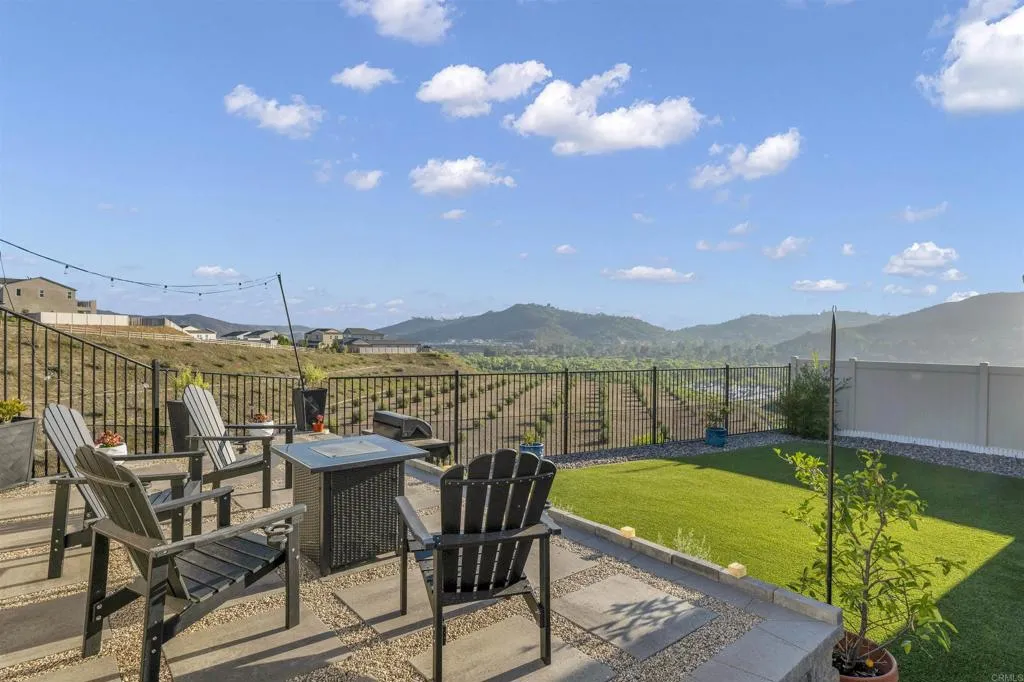 https://cdn.realtyfeed.com/cdn/127/306792210/829cb004e6eed6f2ed483470ddfea3a2.webp