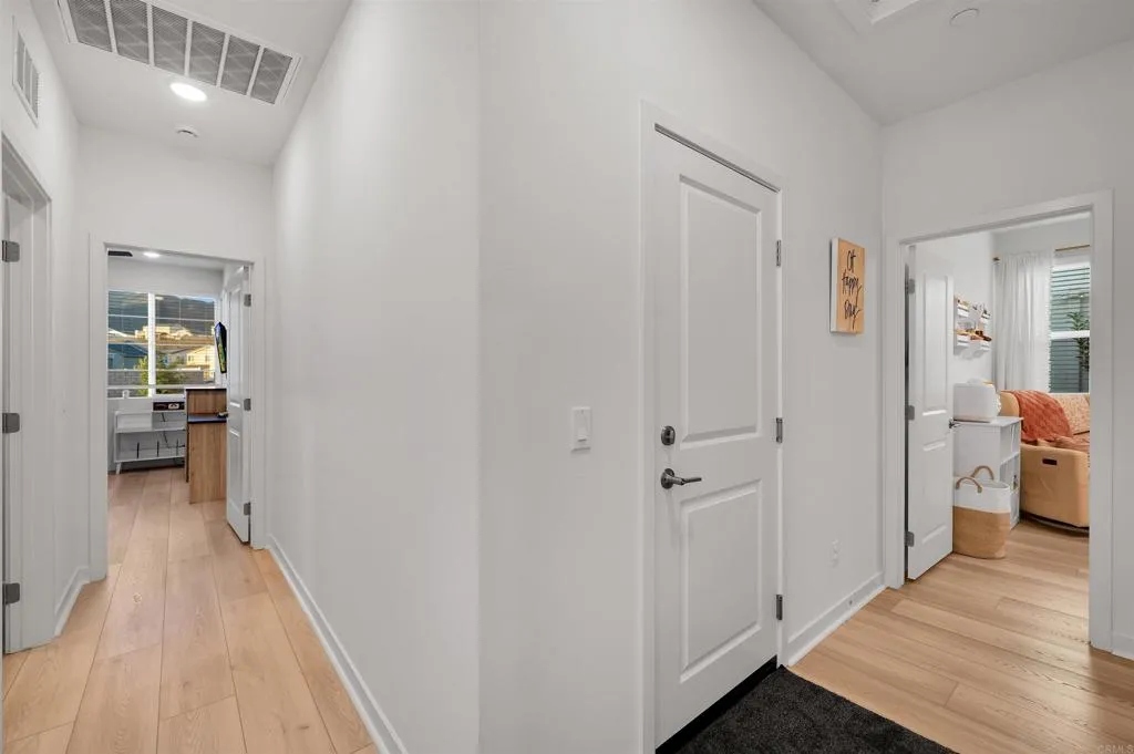 https://cdn.realtyfeed.com/cdn/127/306792210/83392dc3d86d92a2160cd1373f470a51.webp